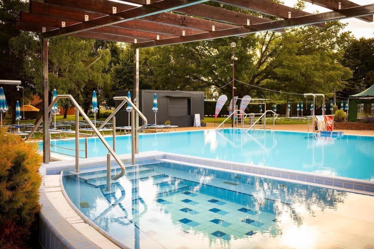 Dom Pri Kupalisku Thermalpark Na Malotejedskej Dunajska Streda Ngoại thất bức ảnh